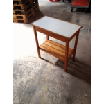 Vintage tafeltje of sidetable